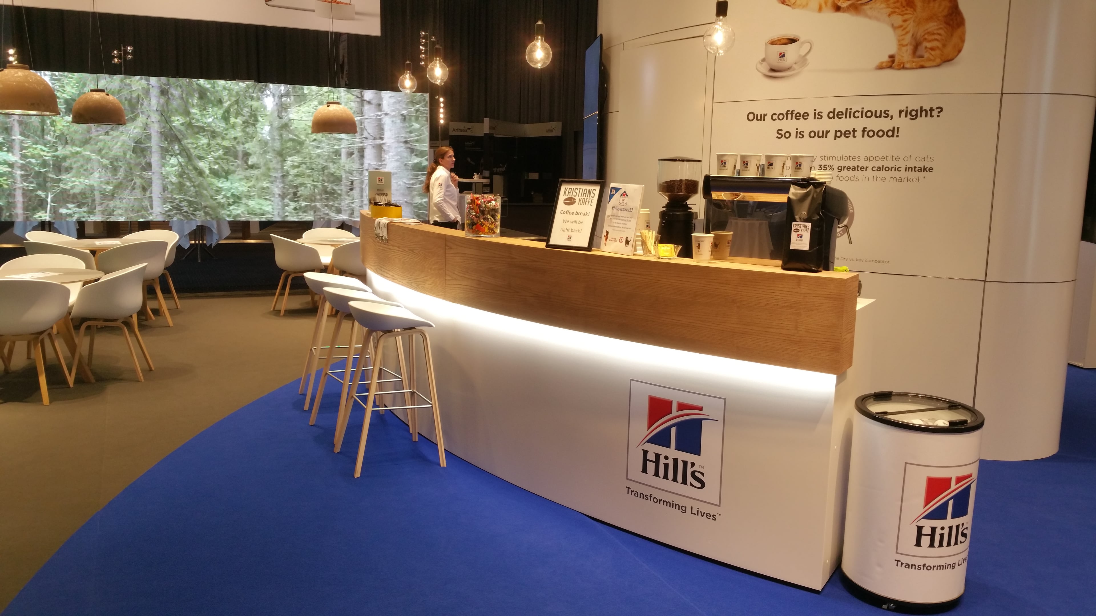Hill's Pet Nutrition — branded kaffebar på messestand